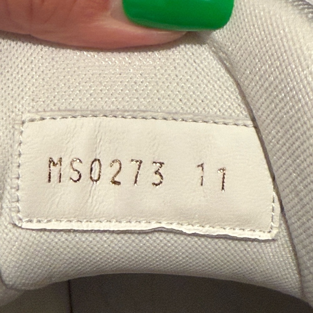 Louis Vuitton’s men trainer sneaker - Picture 2 of 9